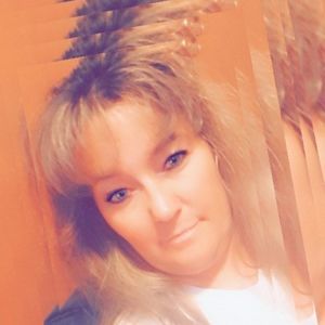 Meet your Posher, Michele